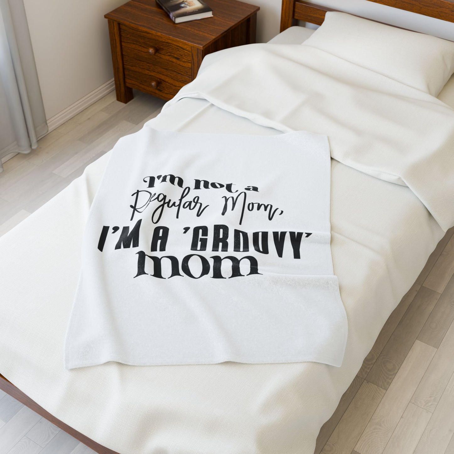 Groovy Mom Blanket, Funny Retro Fleece Throw