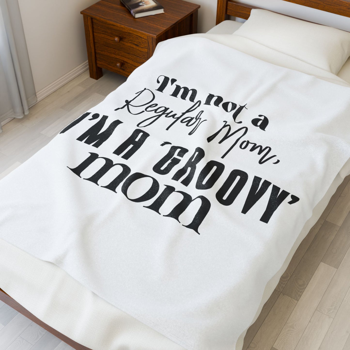 Groovy Mom Blanket, Funny Retro Fleece Throw